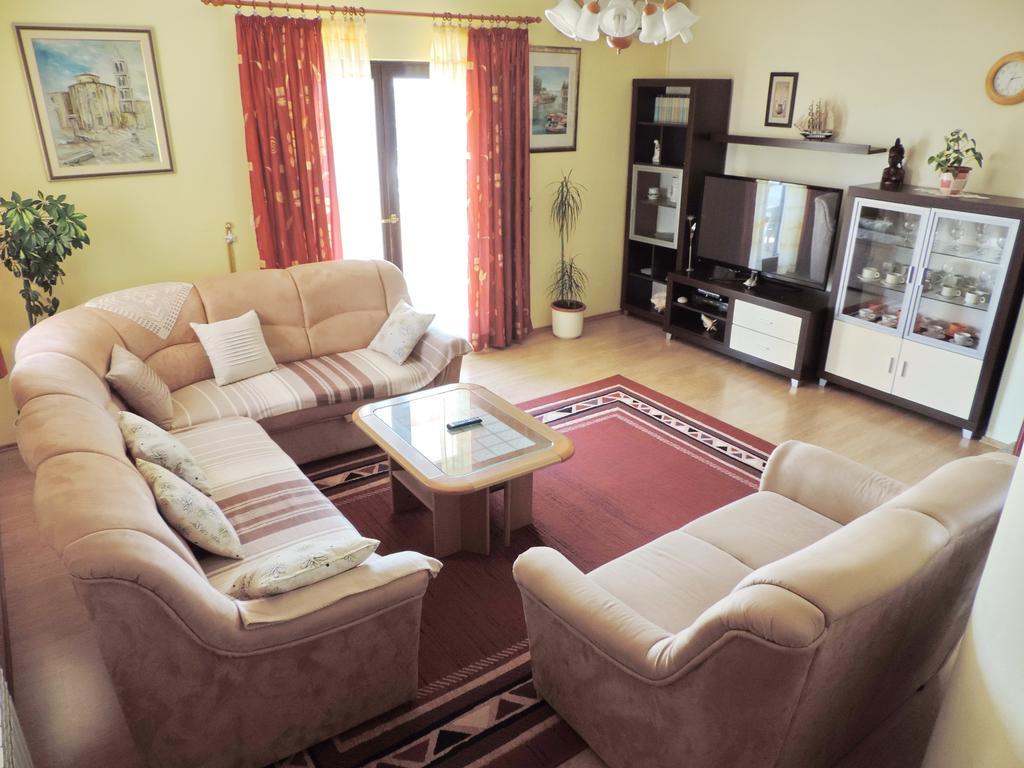 Apartment Peric زادار الغرفة الصورة
