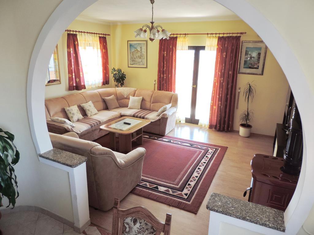Apartment Peric زادار الغرفة الصورة