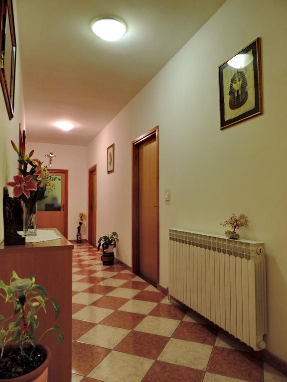 Apartment Peric زادار الغرفة الصورة