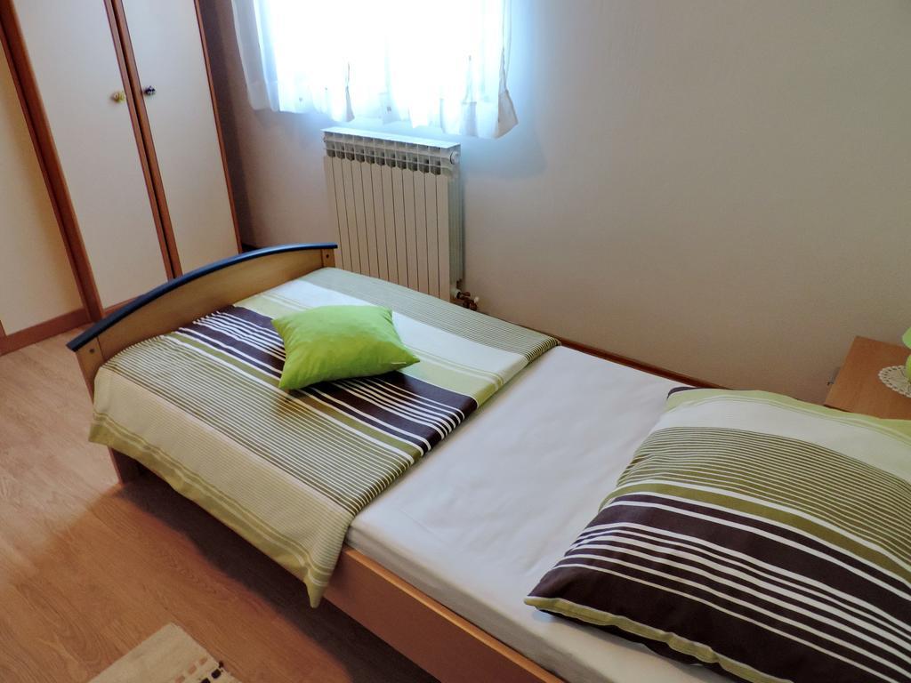 Apartment Peric زادار الغرفة الصورة